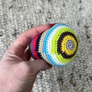 Tweedehands gehaakte rammelbal