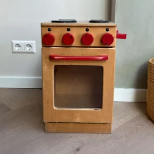 Tweedehands klein rood keukentje